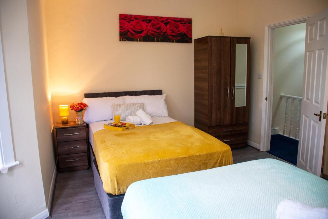 Royale Green View House- Free Parking, Wifi, Perfect For Contractors And Holiday Νορθάμπτον Εξωτερικό φωτογραφία